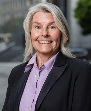 Heather Wetzler_Headshot